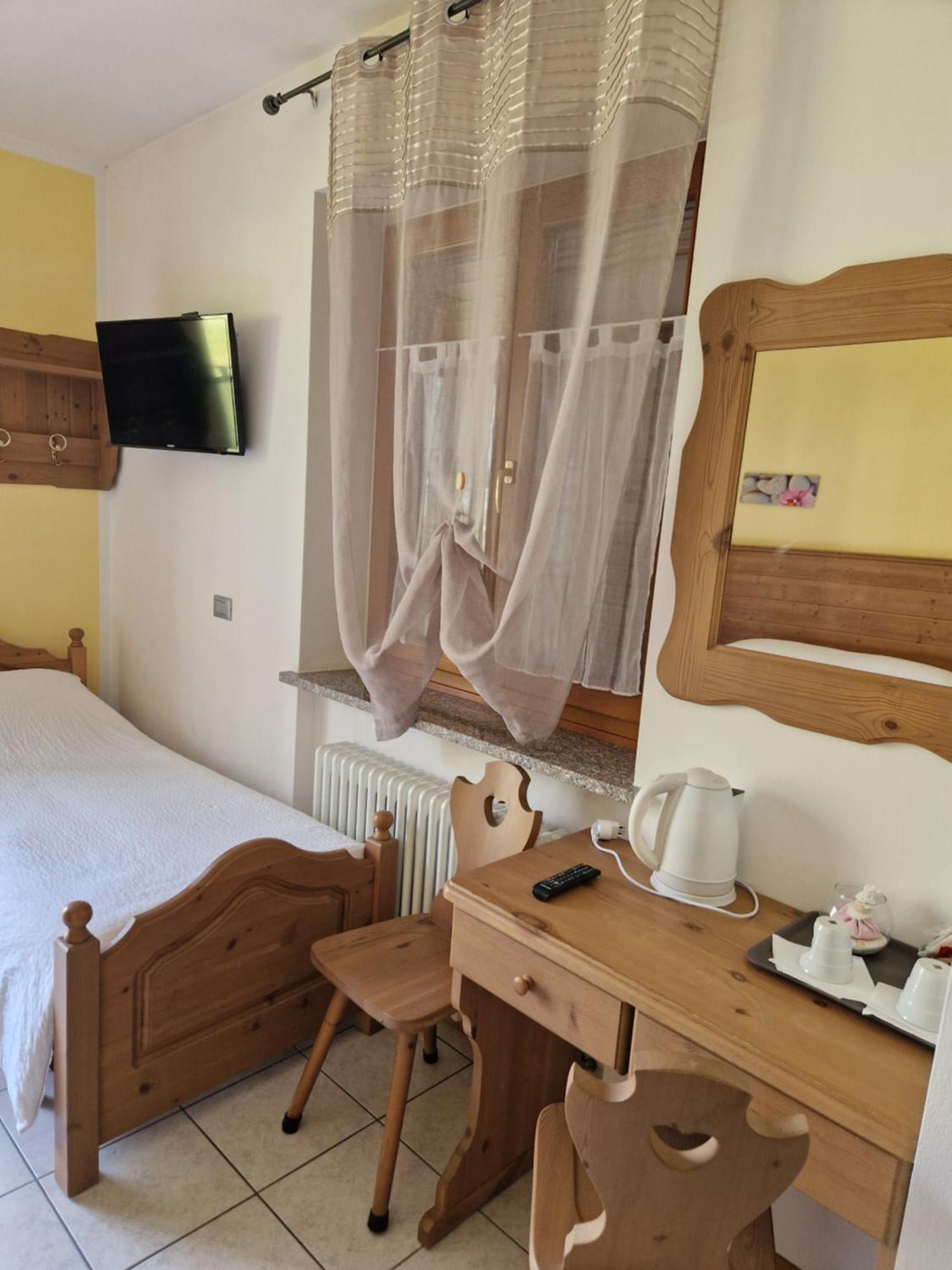Antico Fienile Agritur Villa เมซโซโคโรนา ภายนอก รูปภาพ