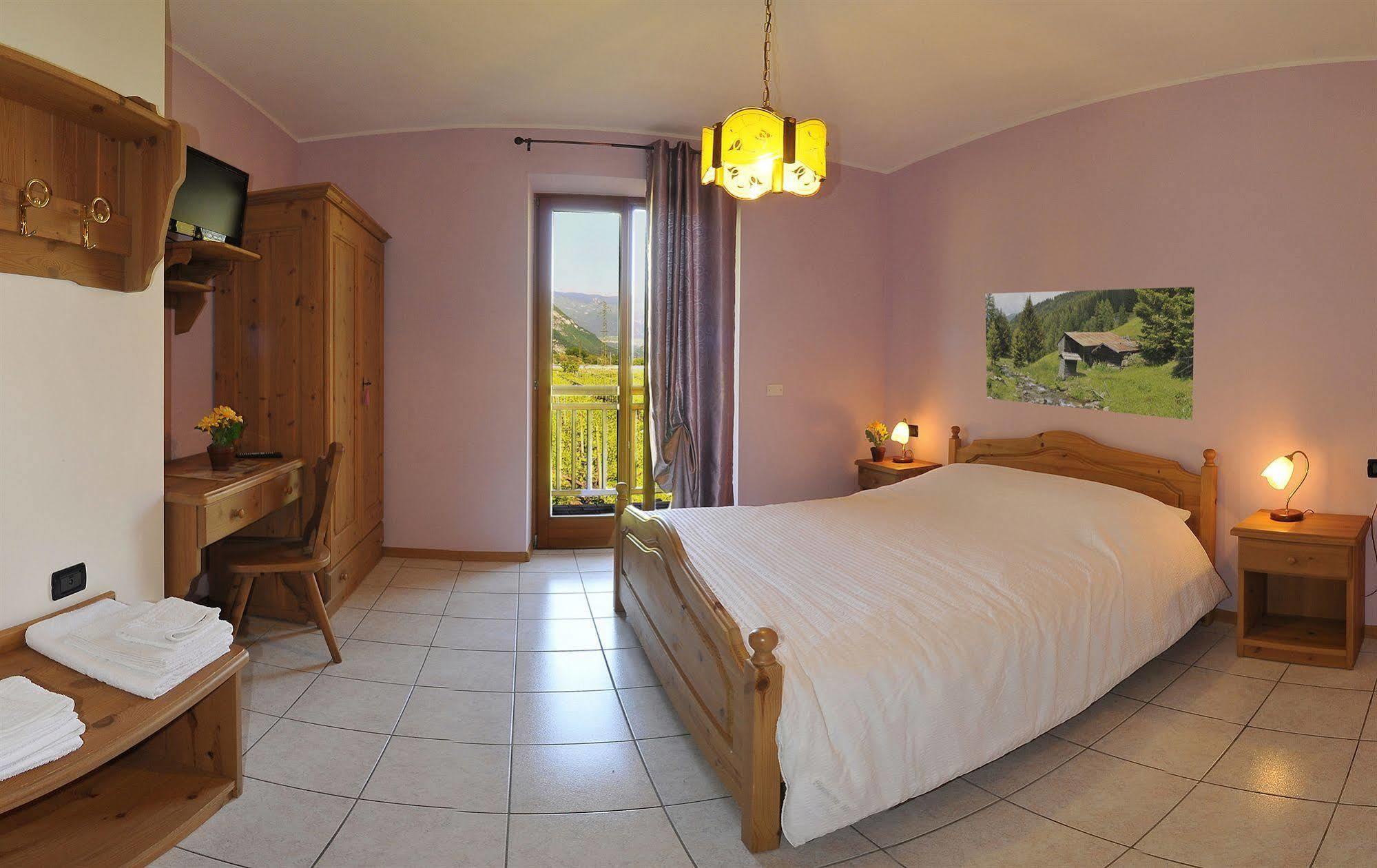 Antico Fienile Agritur Villa เมซโซโคโรนา ภายนอก รูปภาพ